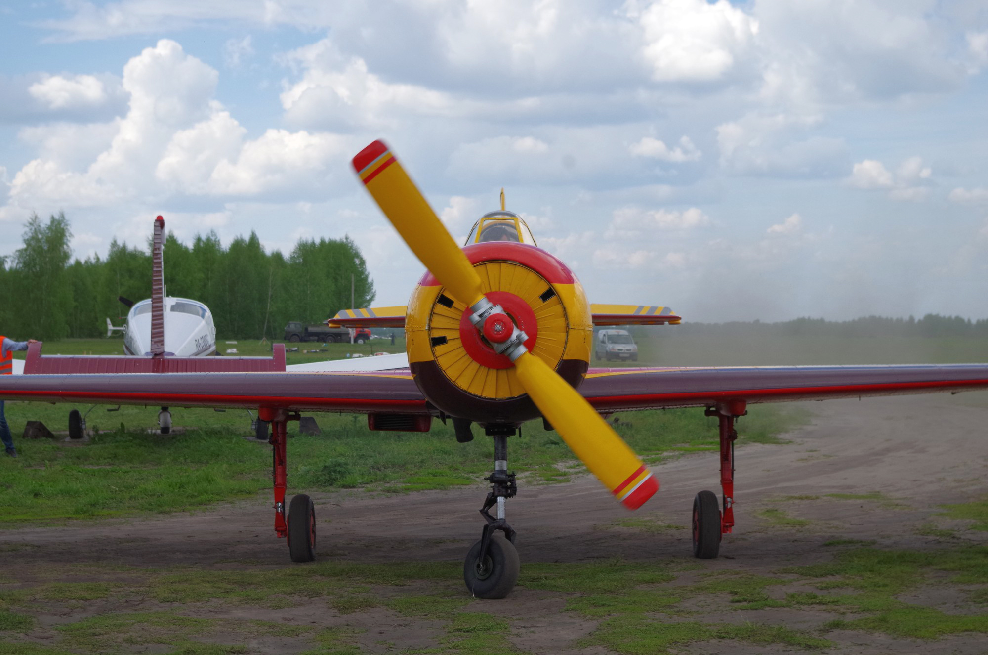 Материал с видео внутри